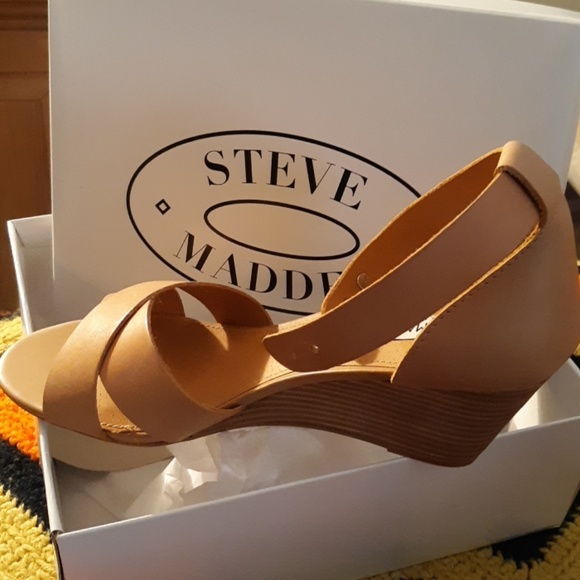 Steve Madden Shoes - New in box Steve Madden
